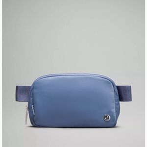 NWT lululemon Everywhere Belt Bag 1L  - oasis Blue